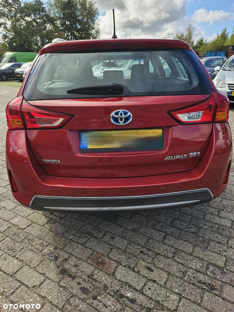 Toyota Auris - 2