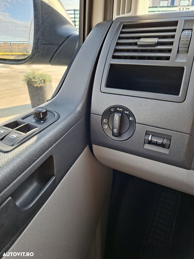 Volkswagen Transporter T5 - 6
