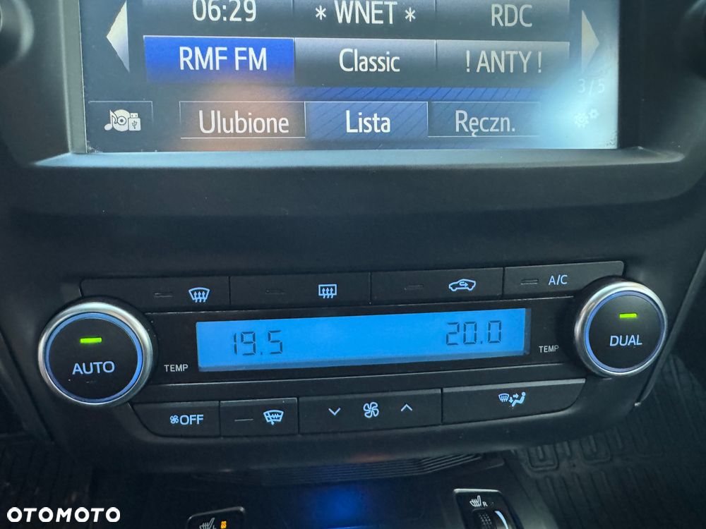 Toyota Avensis 2.0 D-4D Prestige - 25