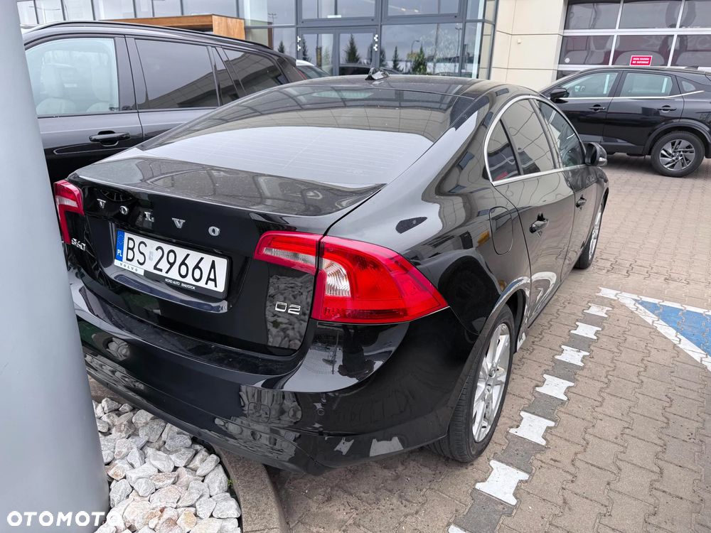 Volvo S60 D2 Drive-E Momentum - 3