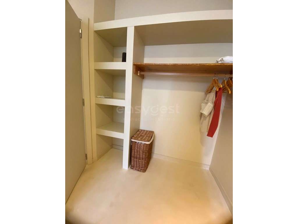 Prédio com 3 apartamentos totalmente renovado no centro de Águeda - Grande imagem: 4/46