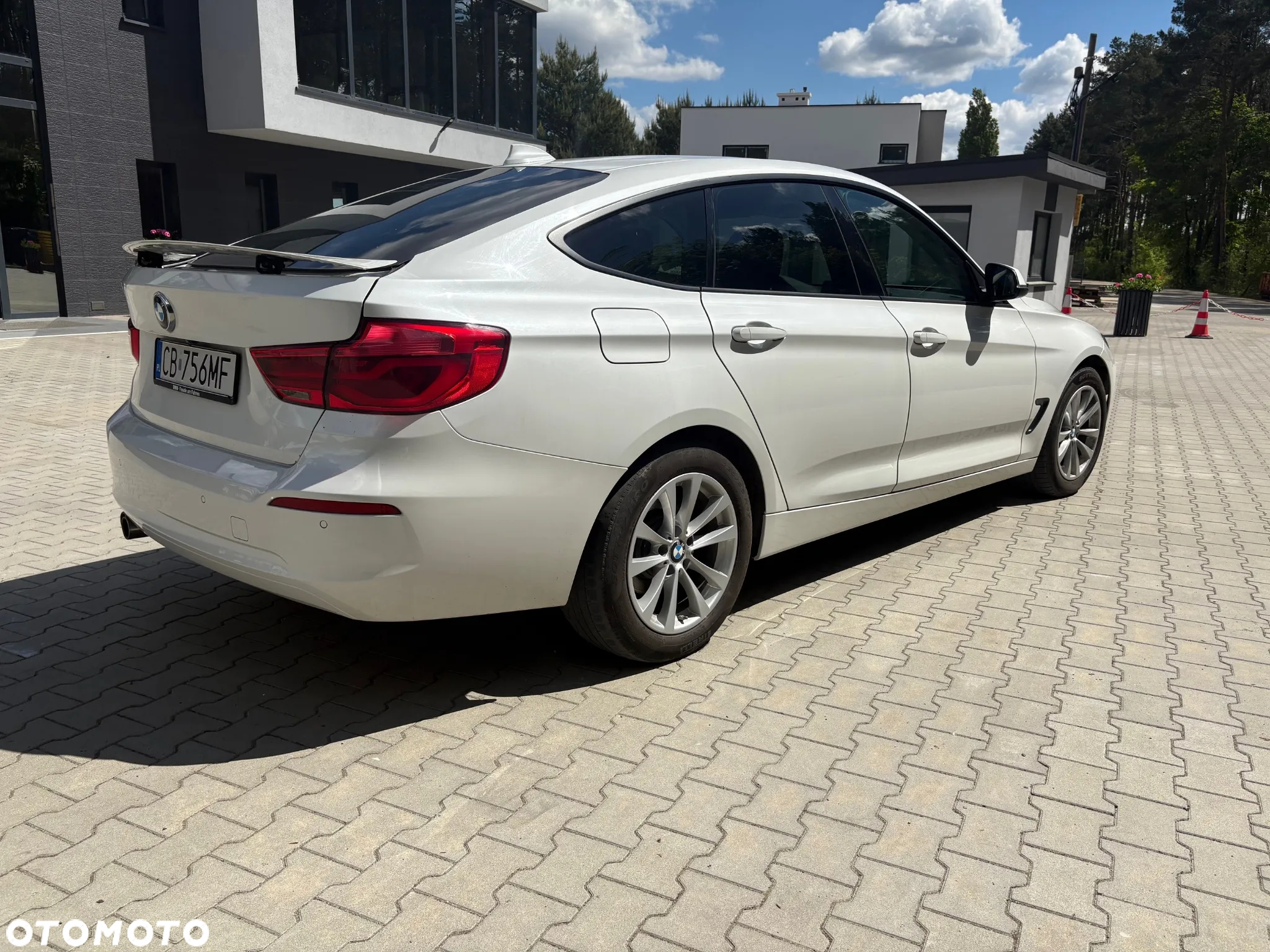 BMW 3GT 320d xDrive Advantage - 3