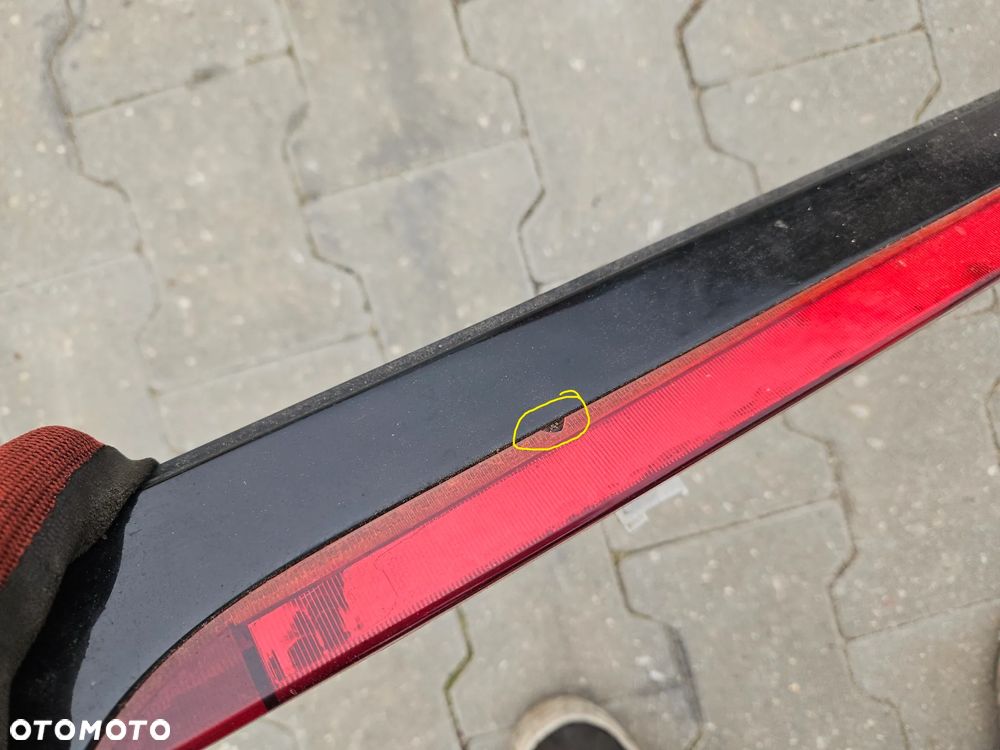 Trzecie światło stop listwa Hyundai i40 sedan 2013r 87210-3Z300 - 3