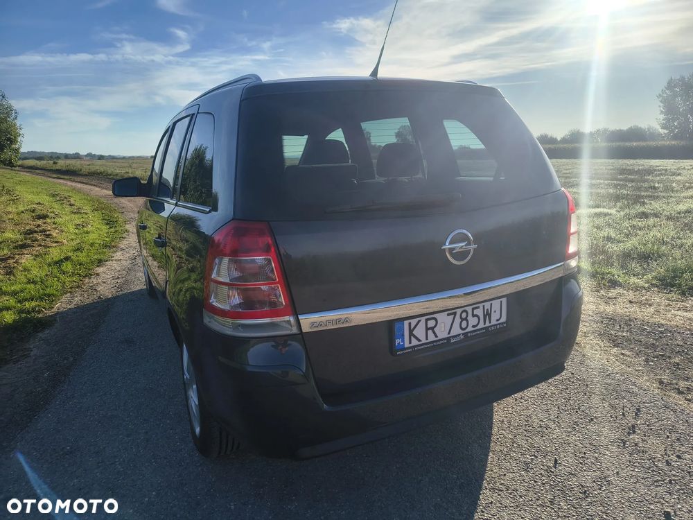 Opel Zafira 1.6 Cosmo EU5 - 10