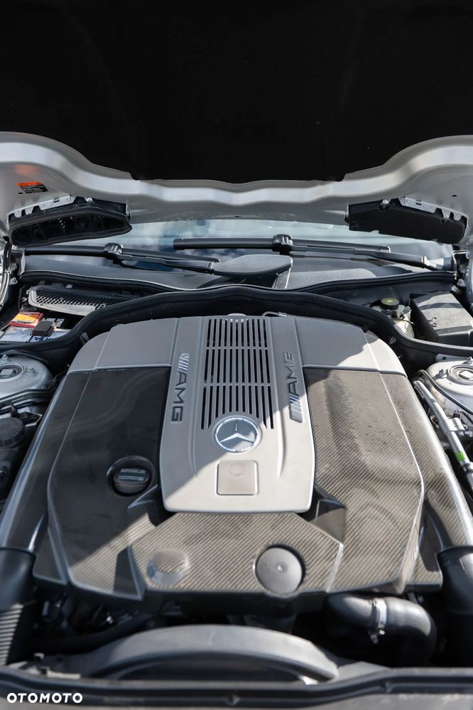 Mercedes-Benz SL 65 AMG - 12