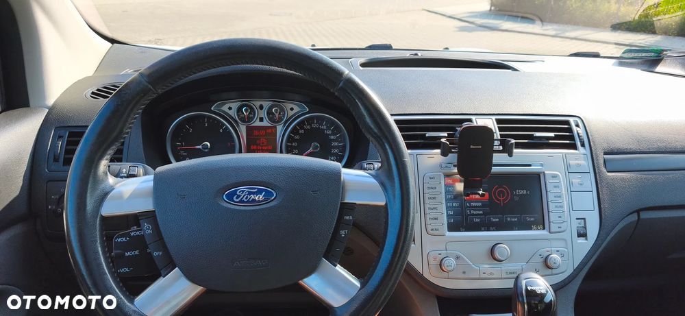 Ford Kuga 2.0 TDCi 4WD Trend - 28