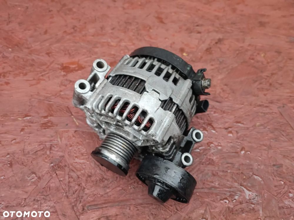 BMW E60 LCI / E61 LCI / E63 LCI / E64 LCI / E70 / E81 / E82 / E83 LCI / E84 / E87 LCI / E88 / E90 / E90 LCI / E91 / E91 LCI / E92 / E92 LCI / E93 / E93 LCI. ORYGINALNY ALTERNATOR DO SILNIKÓW N53 / N52 180A O NR: 7 551 254 / 7 555 926 OEM. 100% SPRAWNY TECHNICZNIE. - 2