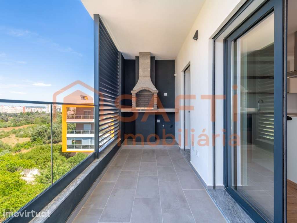T2 C/Piscina Portimão - Grande imagem: 4/17