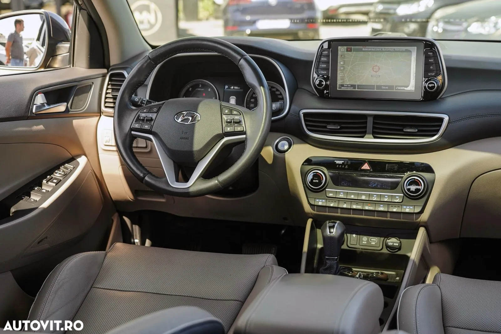 Hyundai Tucson blue 1.6 CRDi 2WD DCT Premium - 24