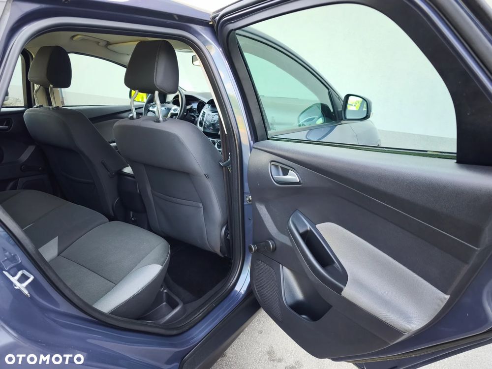 Ford Focus 1.6 TDCi DPF Titanium - 17