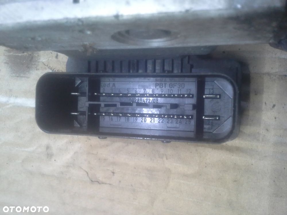 Skoda Octavia II pompa sterownik abs 1K0614117H  1K0907379P plus wtyczka z wiązką - 6