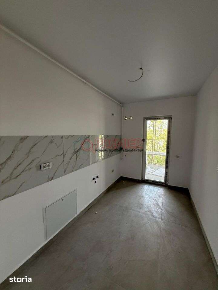 Metrou Aparatorii Patriei - Garsoniera 39 mp - incalzire pardoseala — fotografia 1
