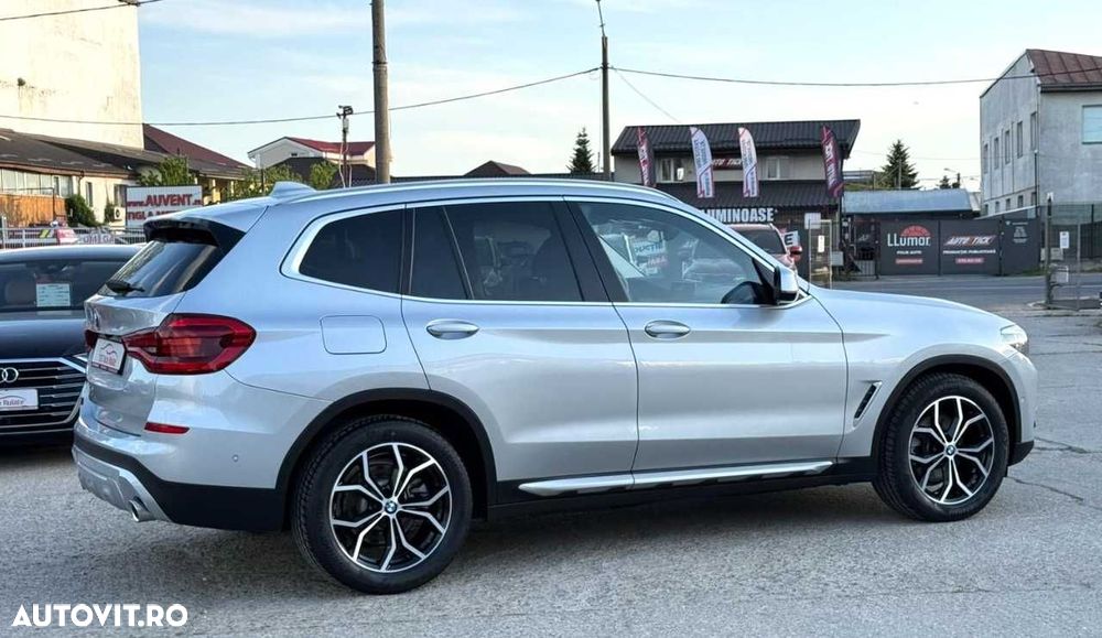 BMW X3 xDrive20d AT xLine - 10