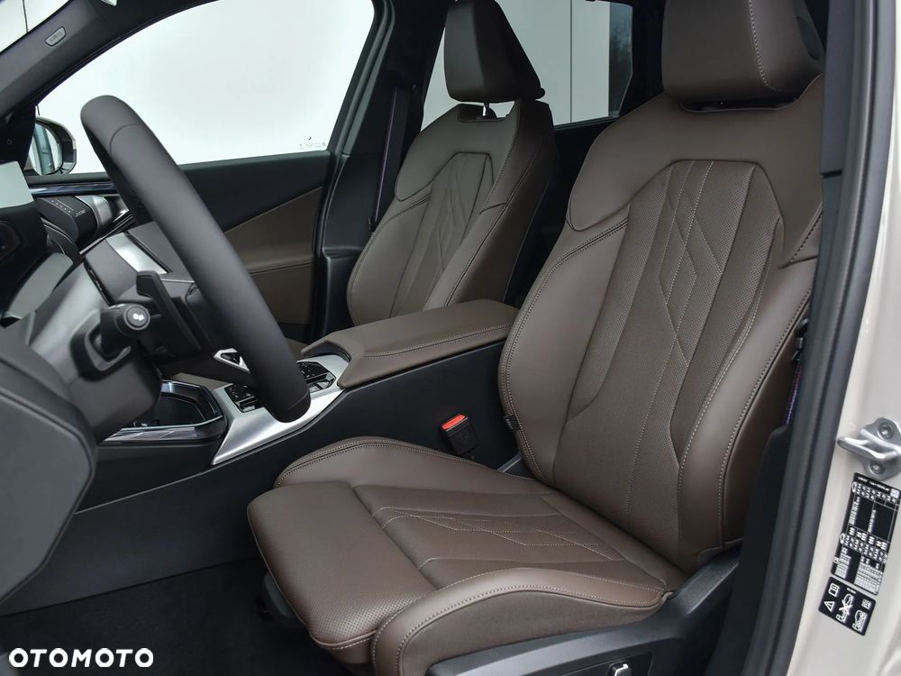 BMW X3 xDrive20 mHEV - 25