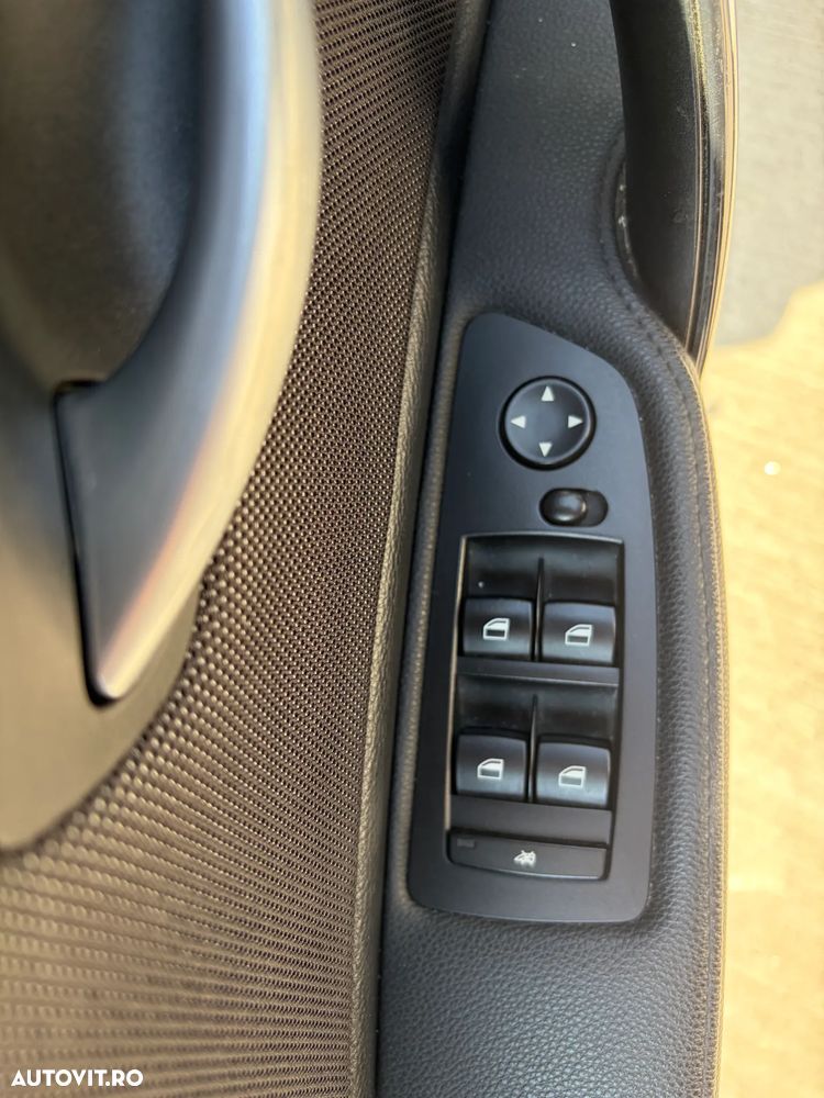 BMW Seria 1 118d - 16