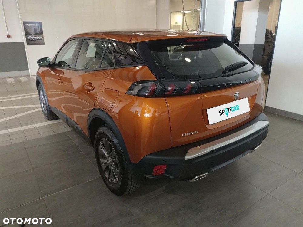 Peugeot 2008 1.2 PureTech Active Pack S&S EAT8 - 7