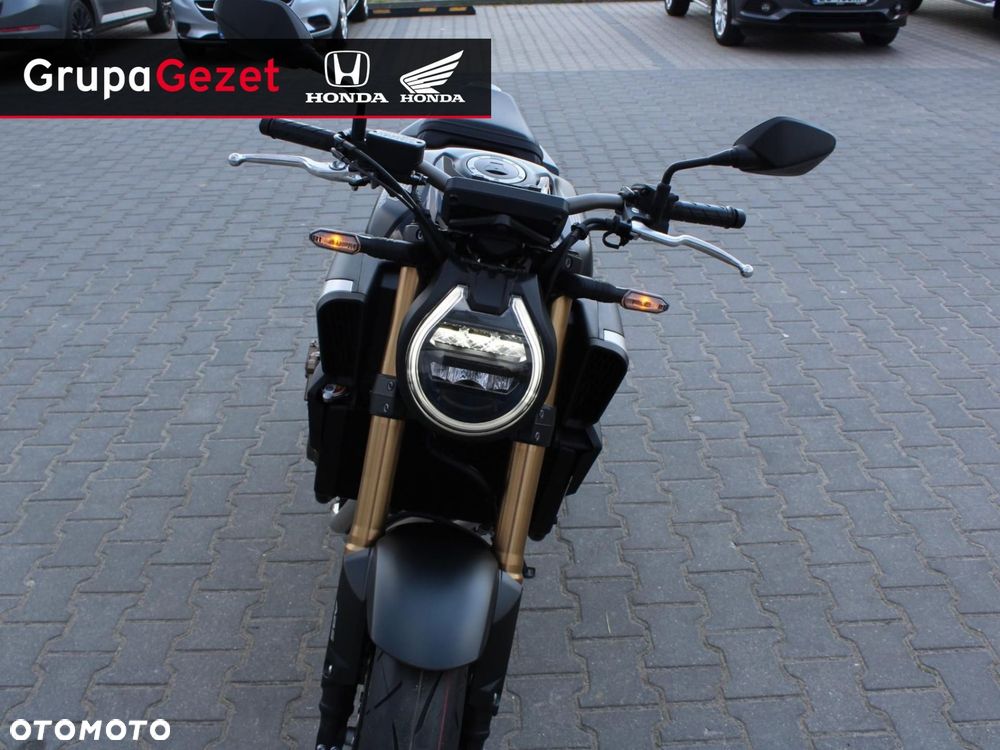 Honda CB - 10