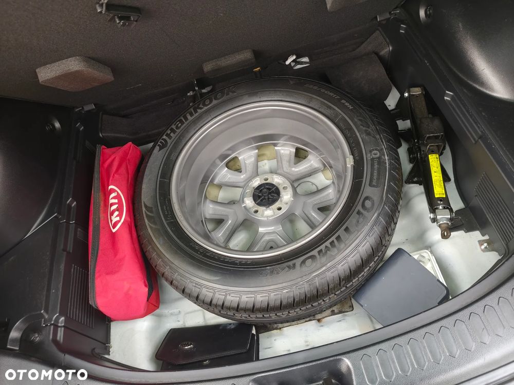 Kia Sportage 1.6 GDI Business Line L 2WD - 29