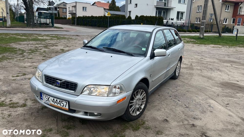 Volvo V40 1.8 - 1