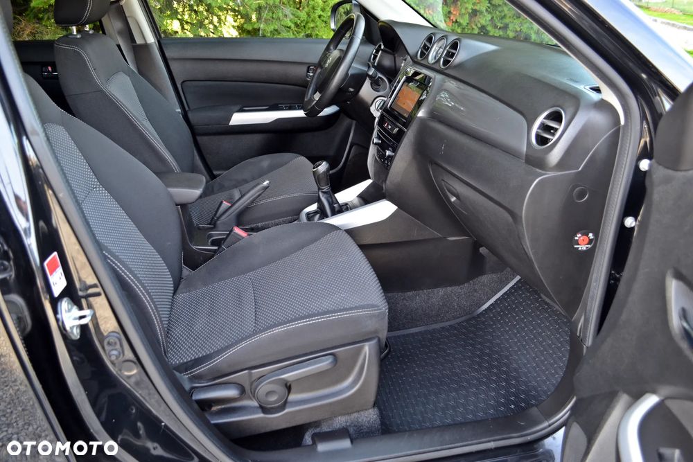 Suzuki Vitara - 24