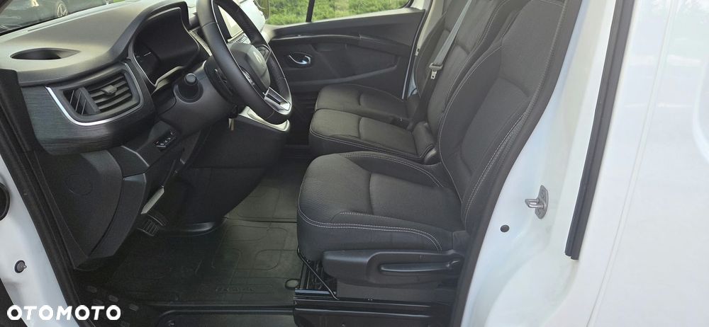 Renault Trafic - 9