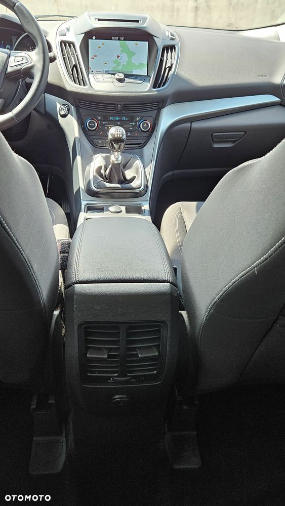 Ford Kuga 1.5 EcoBoost 2x4 Cool & Connect - 31