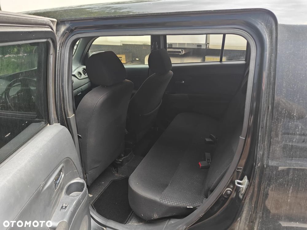 Daihatsu Materia 1.5 - 9