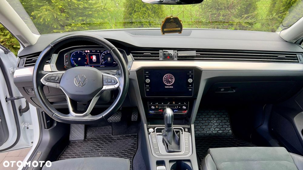 Volkswagen Passat 2.0 TDI EVO Elegance DSG - 12