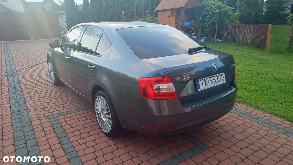 Skoda Octavia 1.4 TSI Style DSG - 4