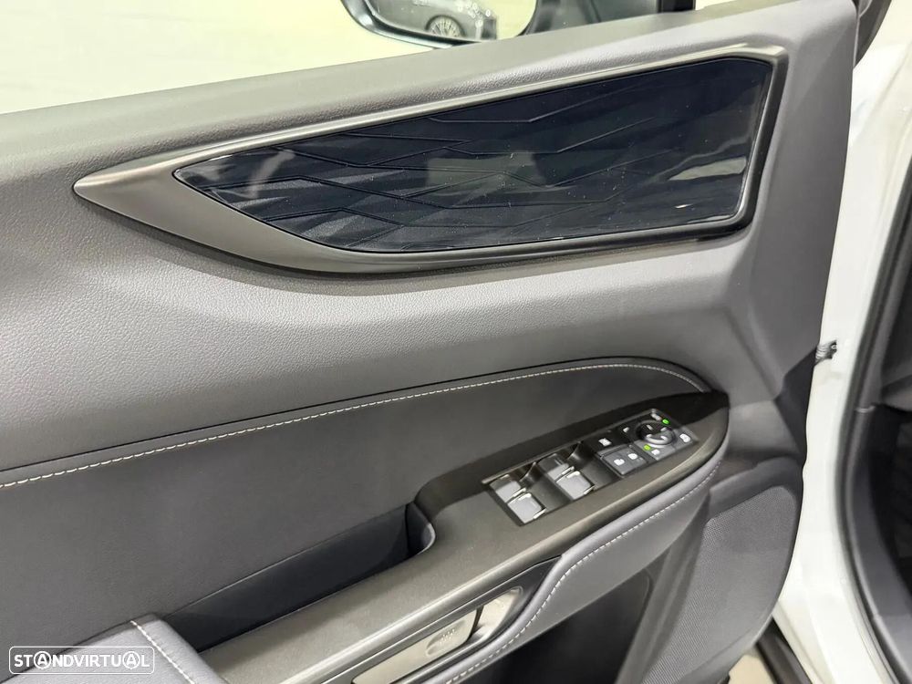 Lexus NX 450h+ Executive - 29