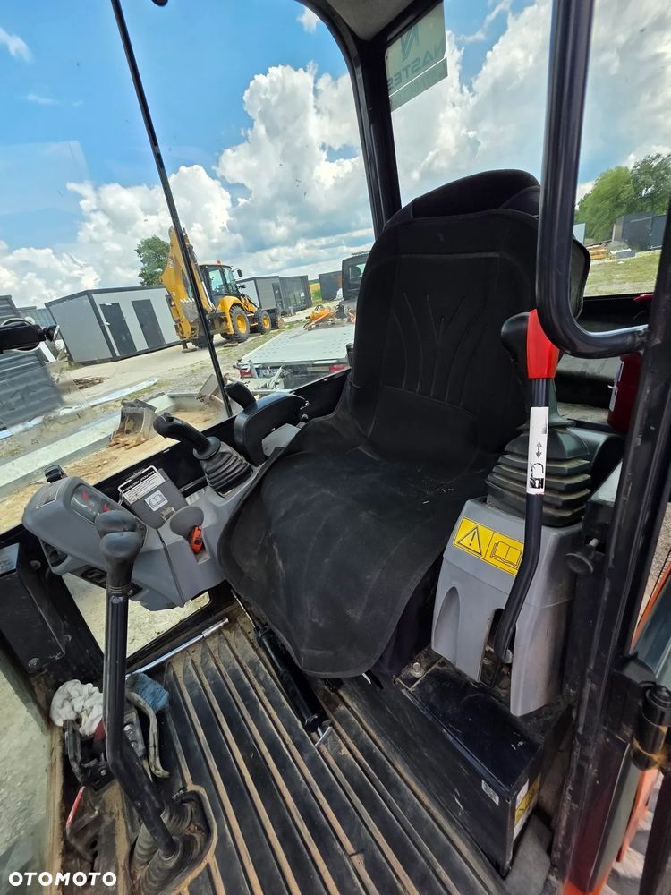 Kubota kx19 - 28