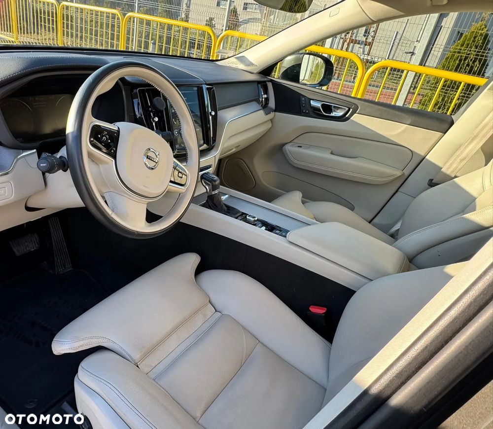 Volvo XC 60 D5 AWD Inscription - 10