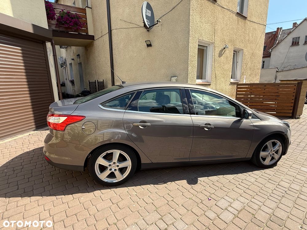 Ford Focus 1.6 Titanium - 5