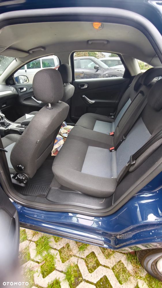 Ford Mondeo 1.8 TDCi Trend - 6