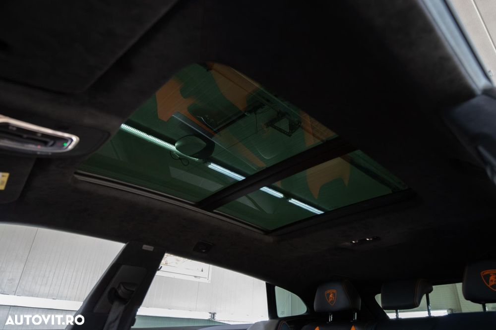 Lamborghini URUS - 40