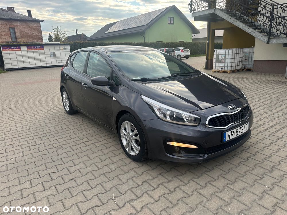 Kia Ceed 1.6 CRDi M - 4