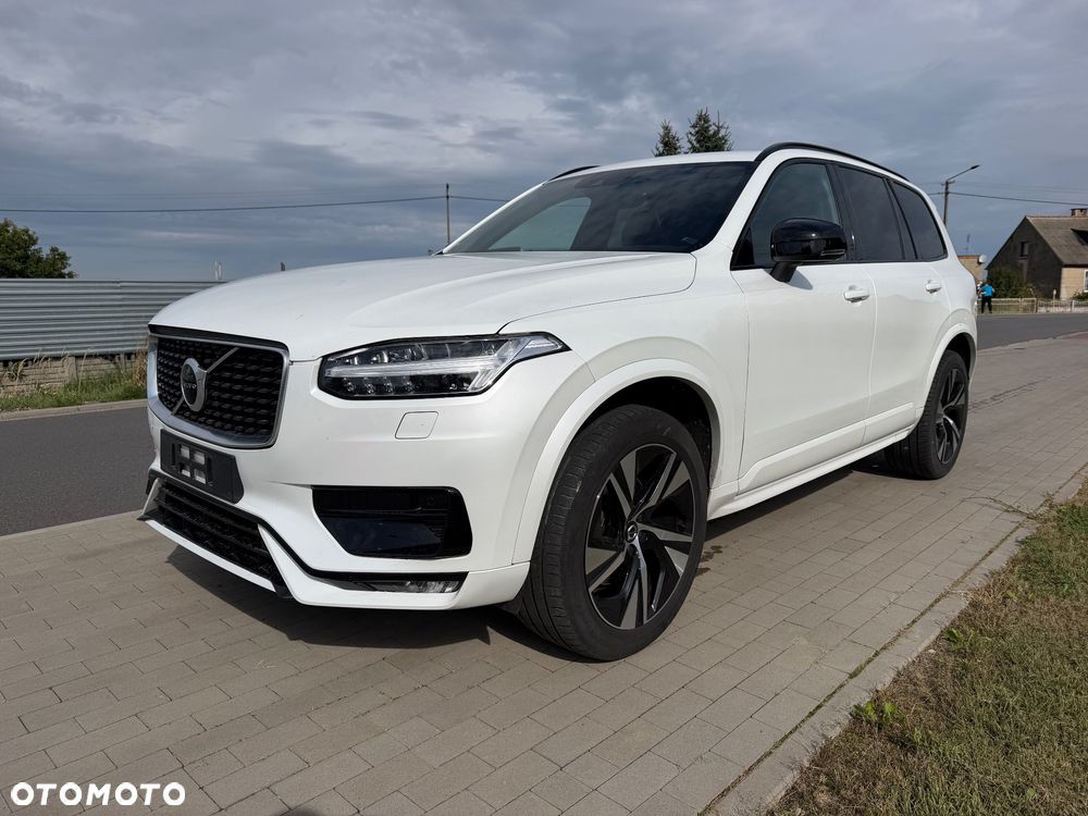 Volvo XC 90 - 1