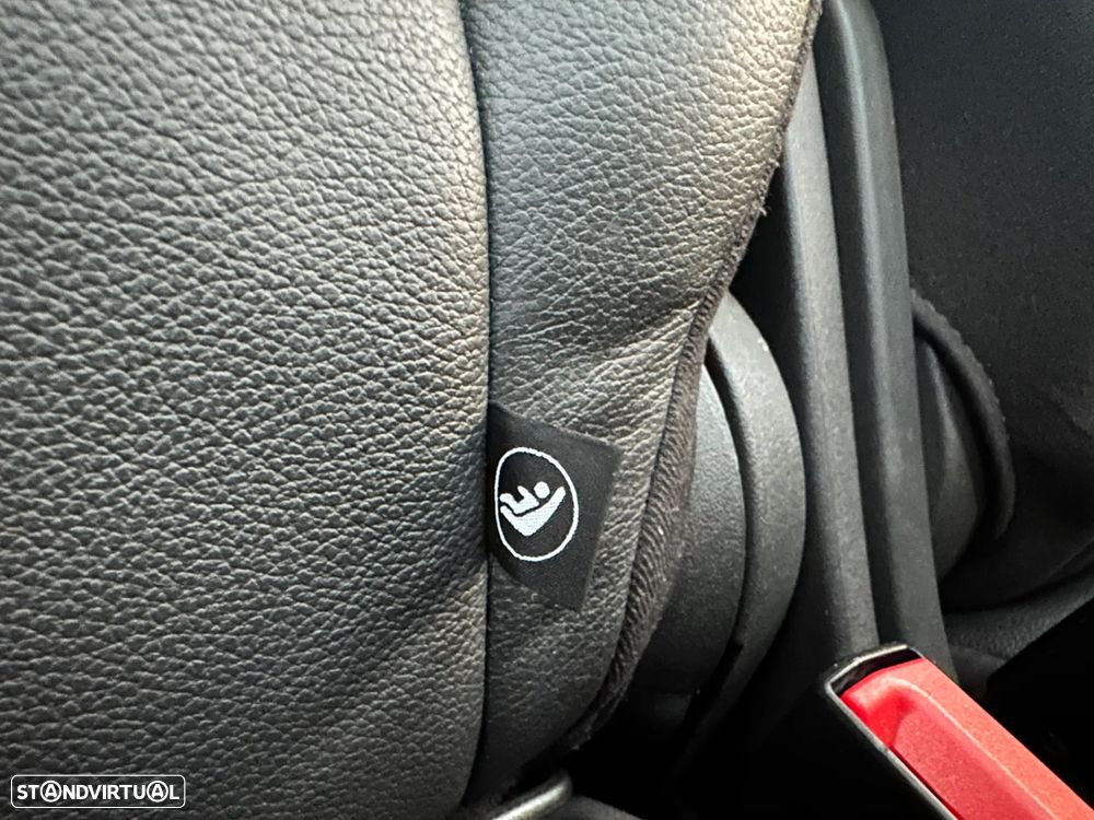 Ford Kuga 2.0 TDCi 4x4 Aut. Titanium - 11