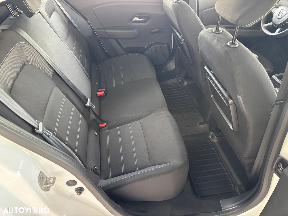 Dacia Logan TCe 90 MT6 Comfort - 32