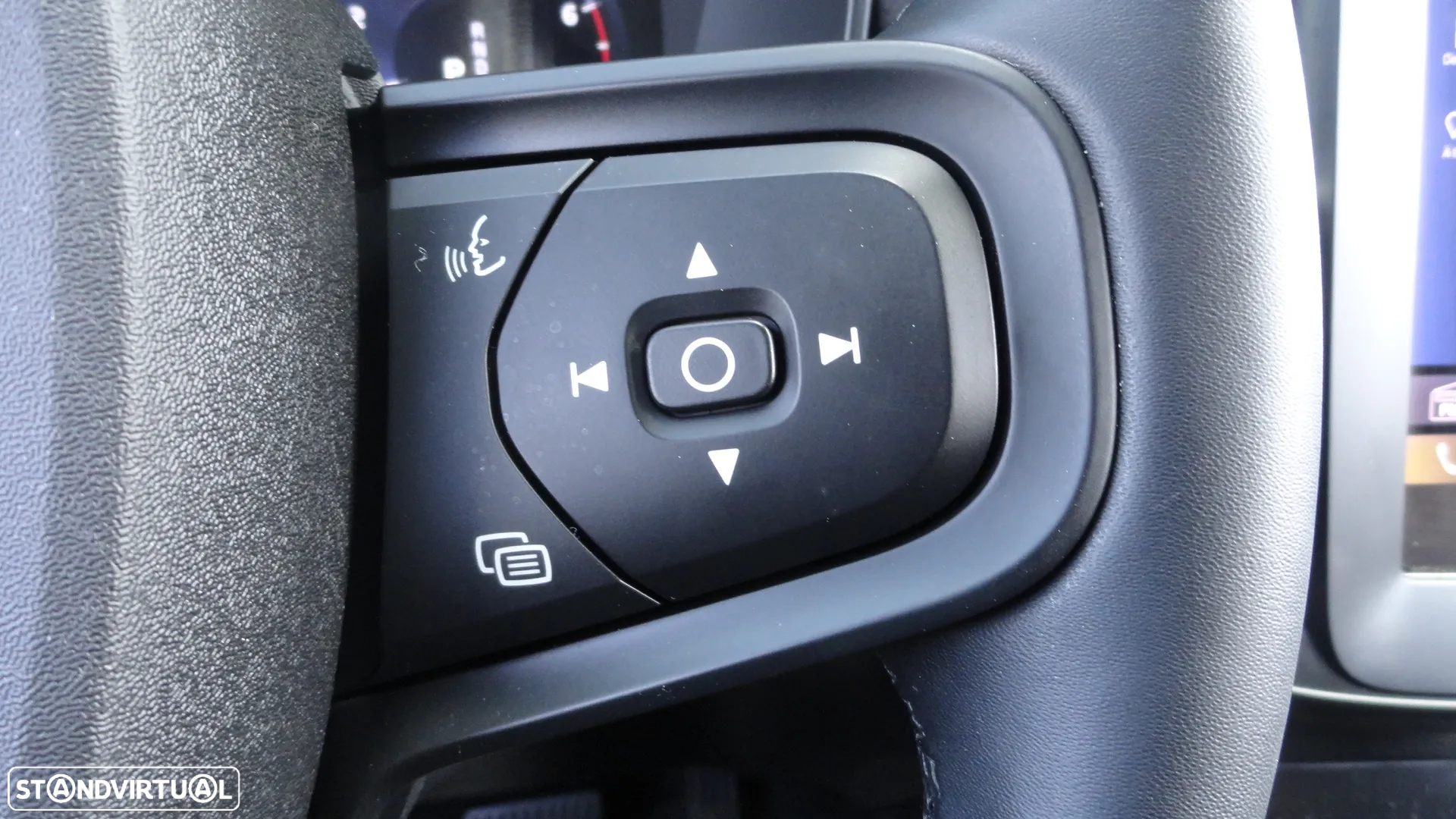 Volvo XC 40 1.5 T2 Essential Auto - 27