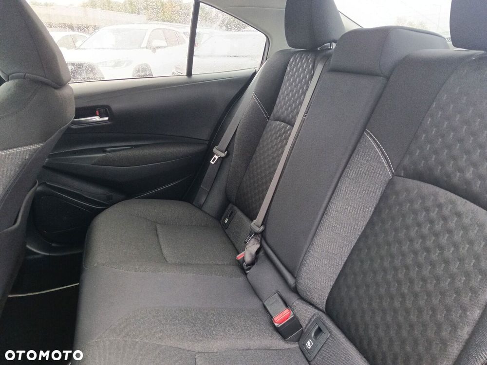 Toyota Corolla 1.8 Hybrid Style - 14