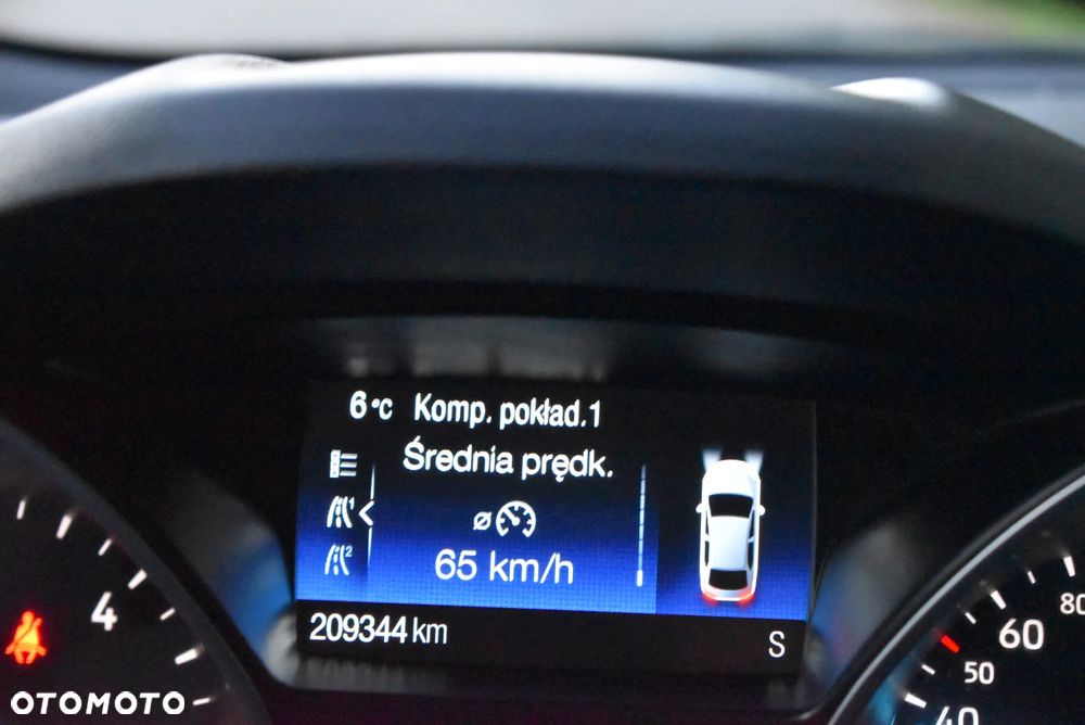 Ford Kuga 2.0 TDCi AWD Titanium - 39