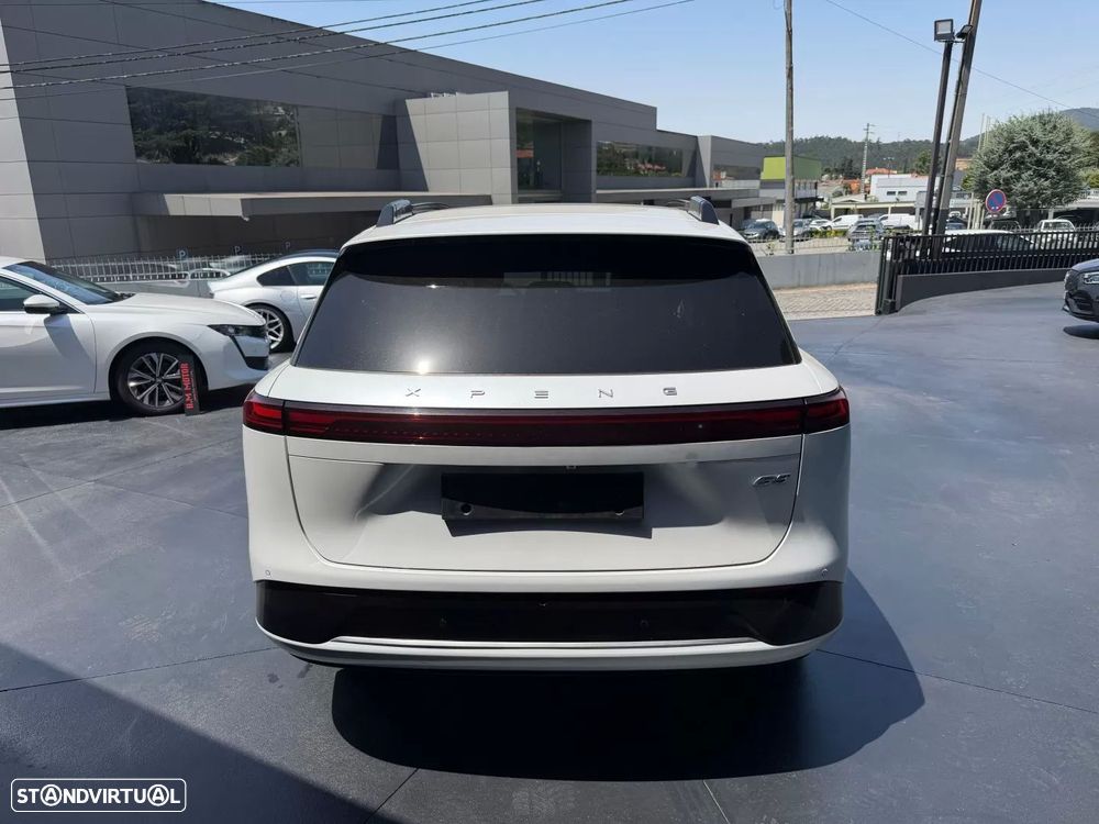 Xpeng G9 98 kWh Long Range - 6