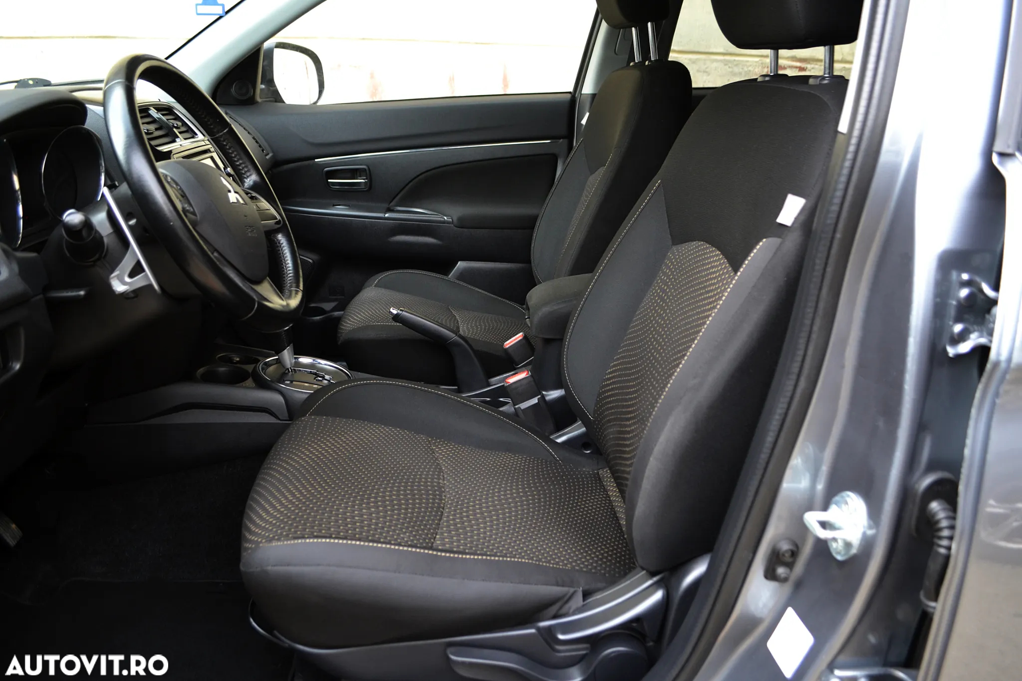 Mitsubishi ASX 2.2 DI-D 4WD Automatik Intense - 10
