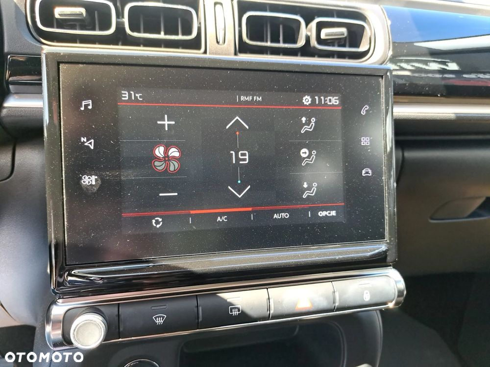 Citroën C3 1.2 PureTech Shine - 16