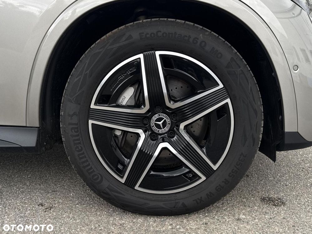Mercedes-Benz GLC - 21