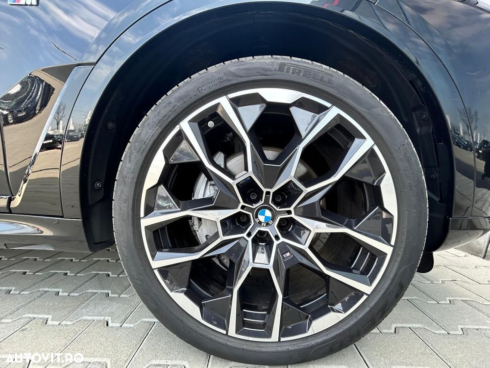 BMW X7 - 33