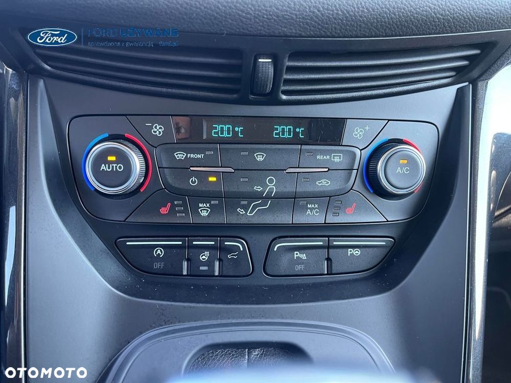 Ford Kuga 2.0 TDCi 4WD Titanium Plus - 24
