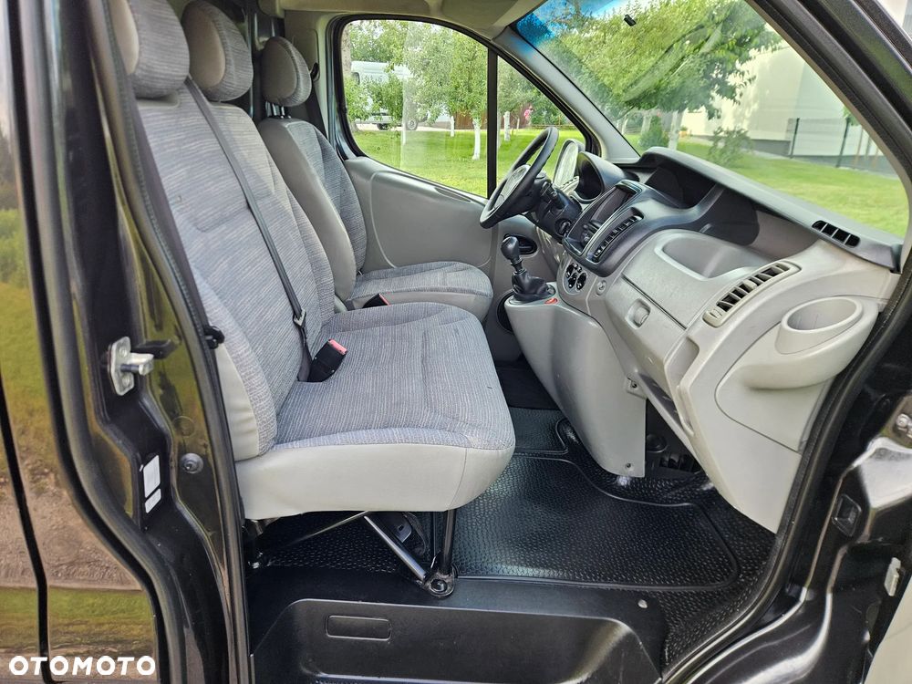 Renault TRAFIC - 11