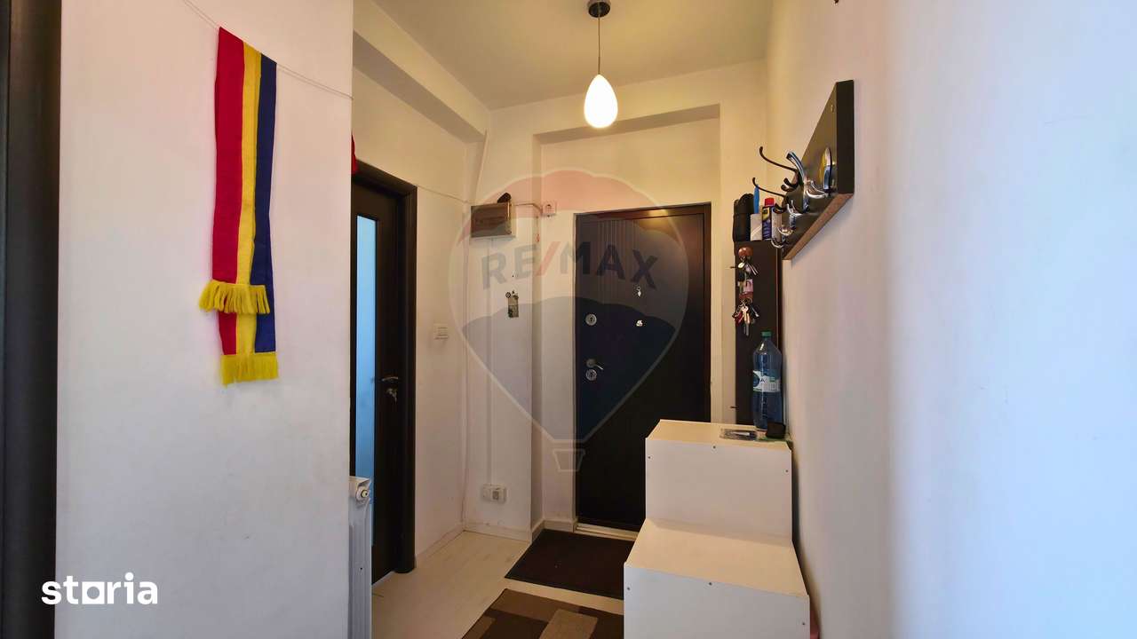 Apartament 3 camere 1 Decembrie de Vanzare - Imagine principală: 3/11